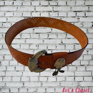 UNIQUE WOMEN'S  VINTAGE PERFORATED DESIGN LEATHER BELT SIZE LENGTH 39"